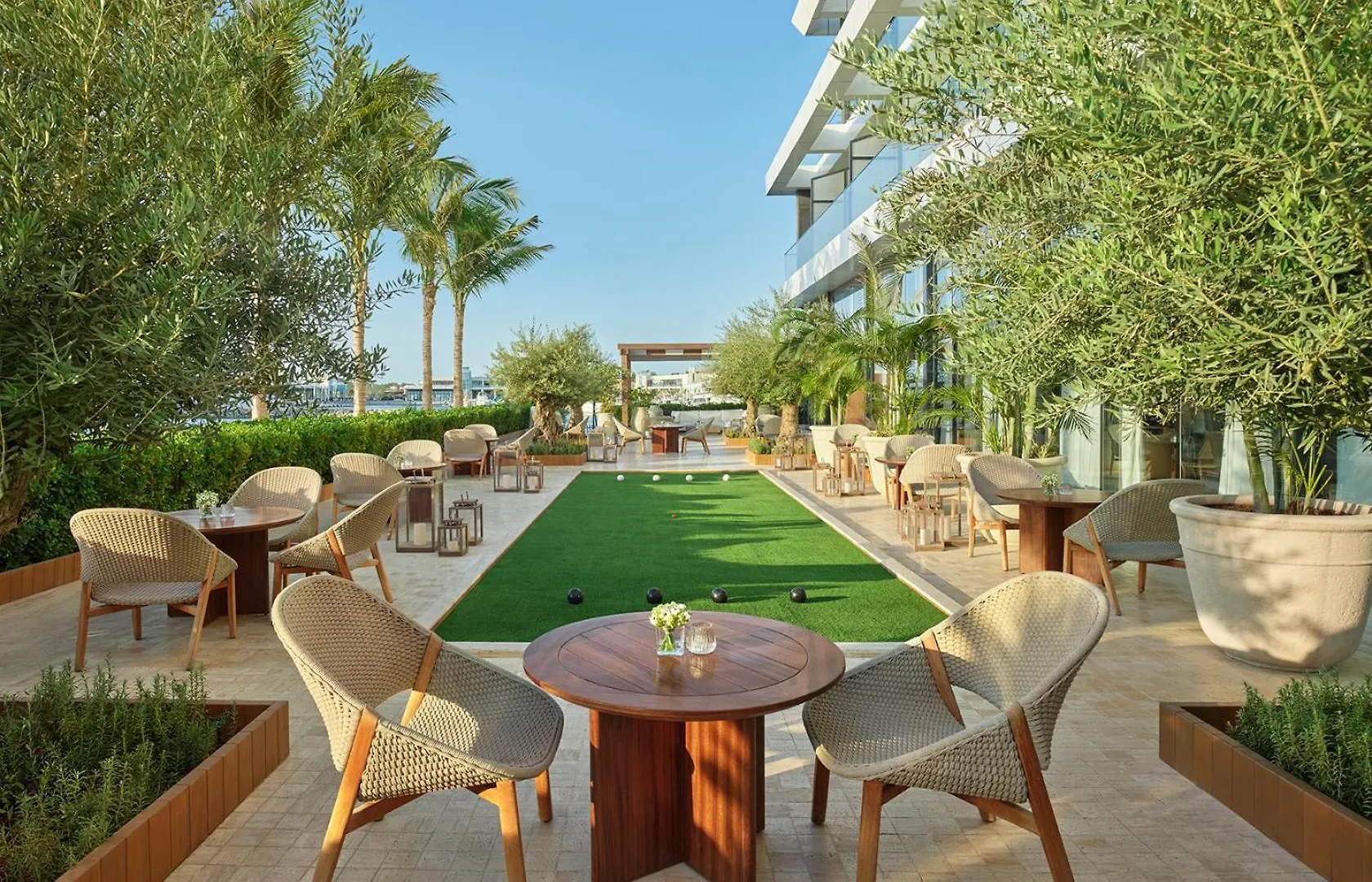 ***** Hotel The Jeddah Edition Saudi Arabia